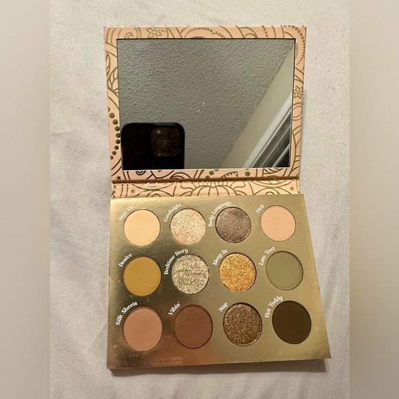 Color Pop Boudoir Noir Makeup Pallete - Picture 3 of 3